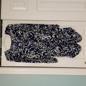 Fashion Bug Tunic size 2X, 3/4 ruched sleeves